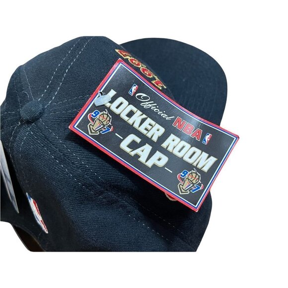 1997 Official NBA Chicago Bulls‎ Champions Locker Room Hat - Picture 6 of 11